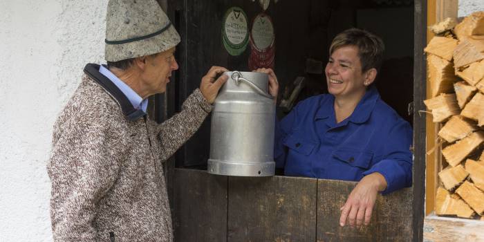 Franz Barbist Milch holen 