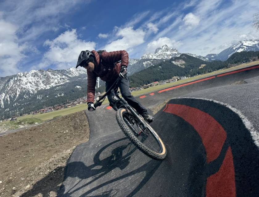 Wie funktioniert ein Mountainbike Urlaub im Tannheimer Tal in Tirol?