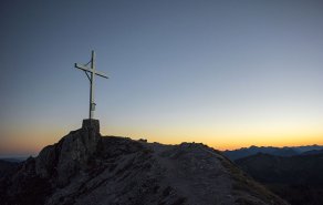 Sonnenaufgangswanderung … der frühe Wurm hat einen Vogel …, Bild 1/4