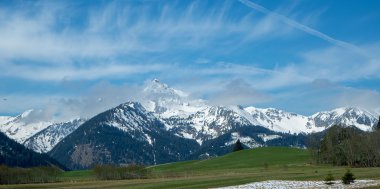 7 Tipps für frühe Frühlings-Wandertouren im Tannheimer Tal, Bild 1/4